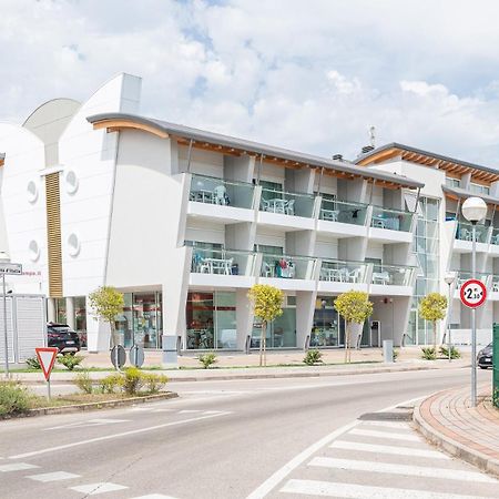 Sole B Apartment Bibione Bagian luar foto