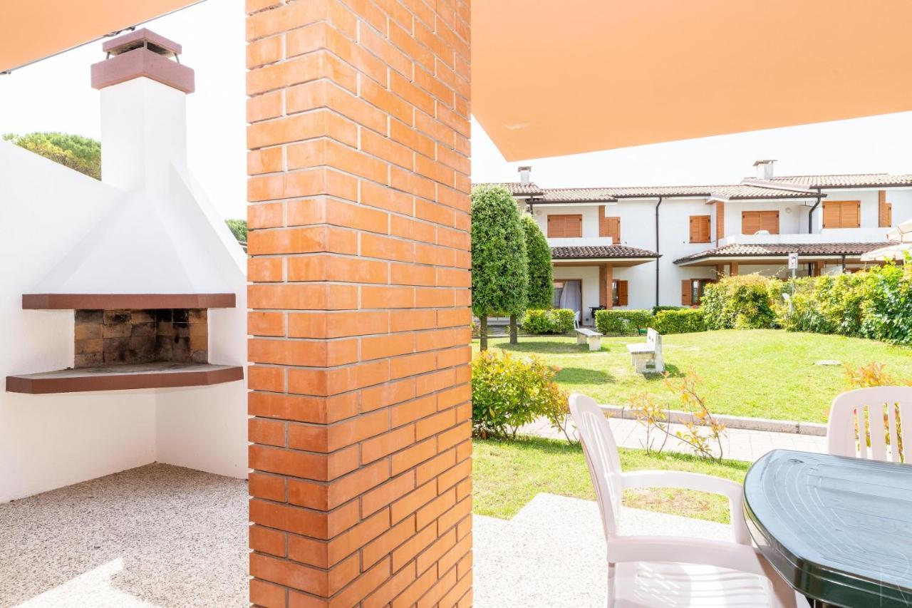 Sole B Apartment Bibione Bagian luar foto