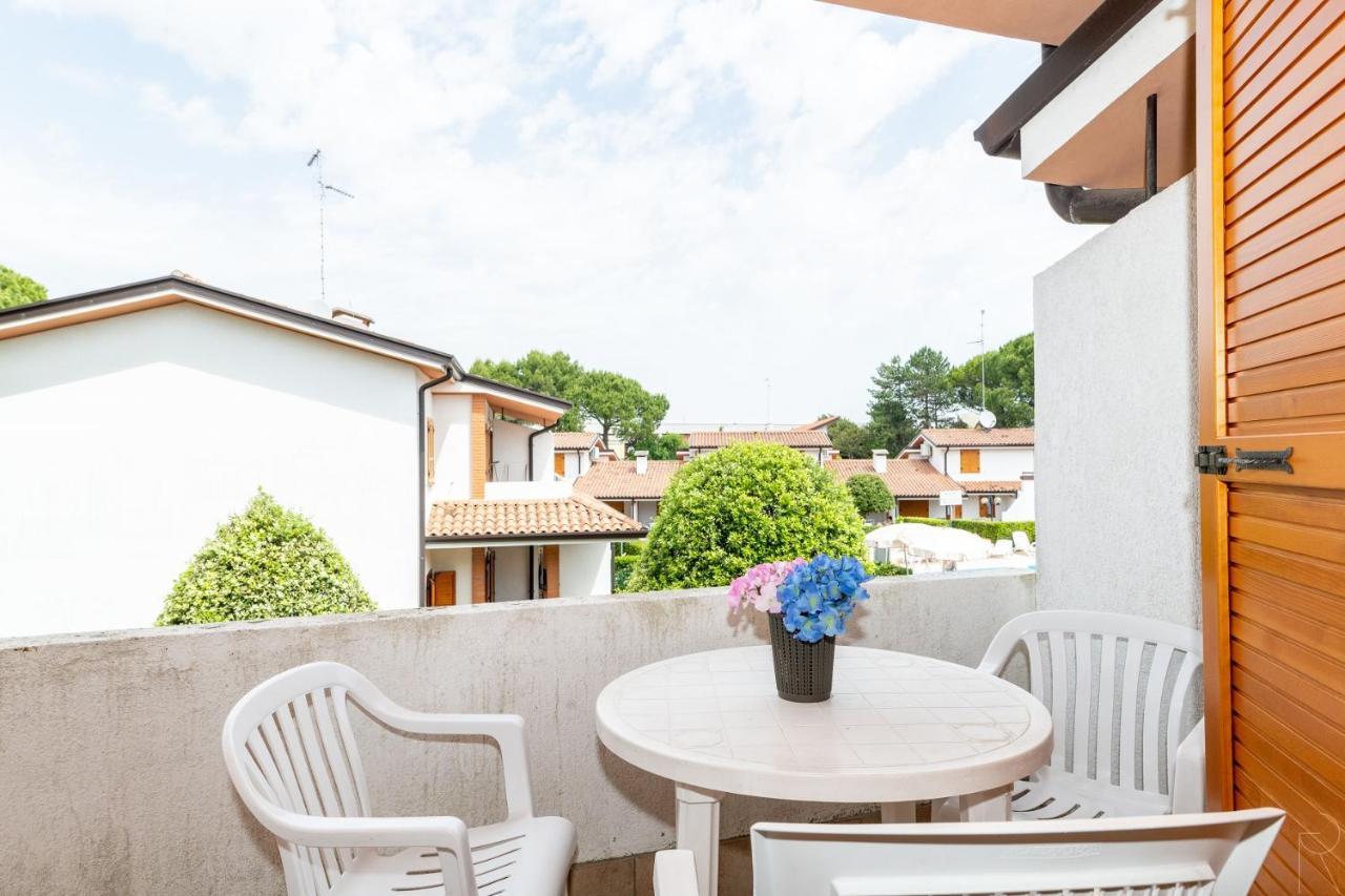 Sole B Apartment Bibione Bagian luar foto