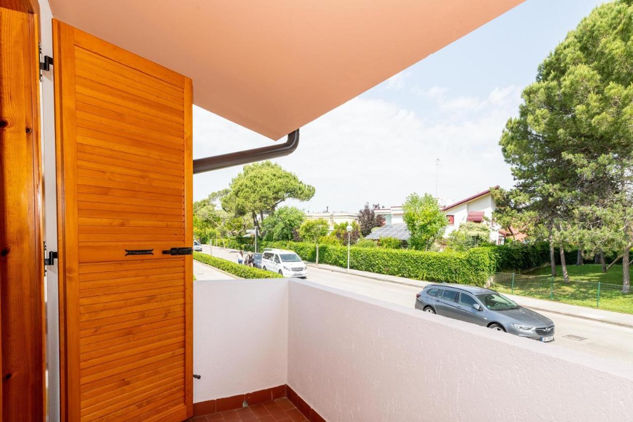 Sole B Apartment Bibione Bagian luar foto