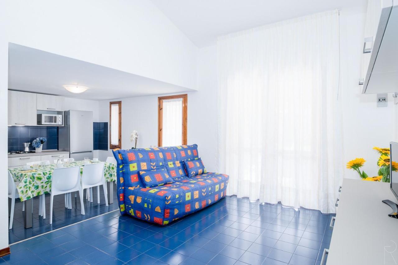 Sole B Apartment Bibione Bagian luar foto