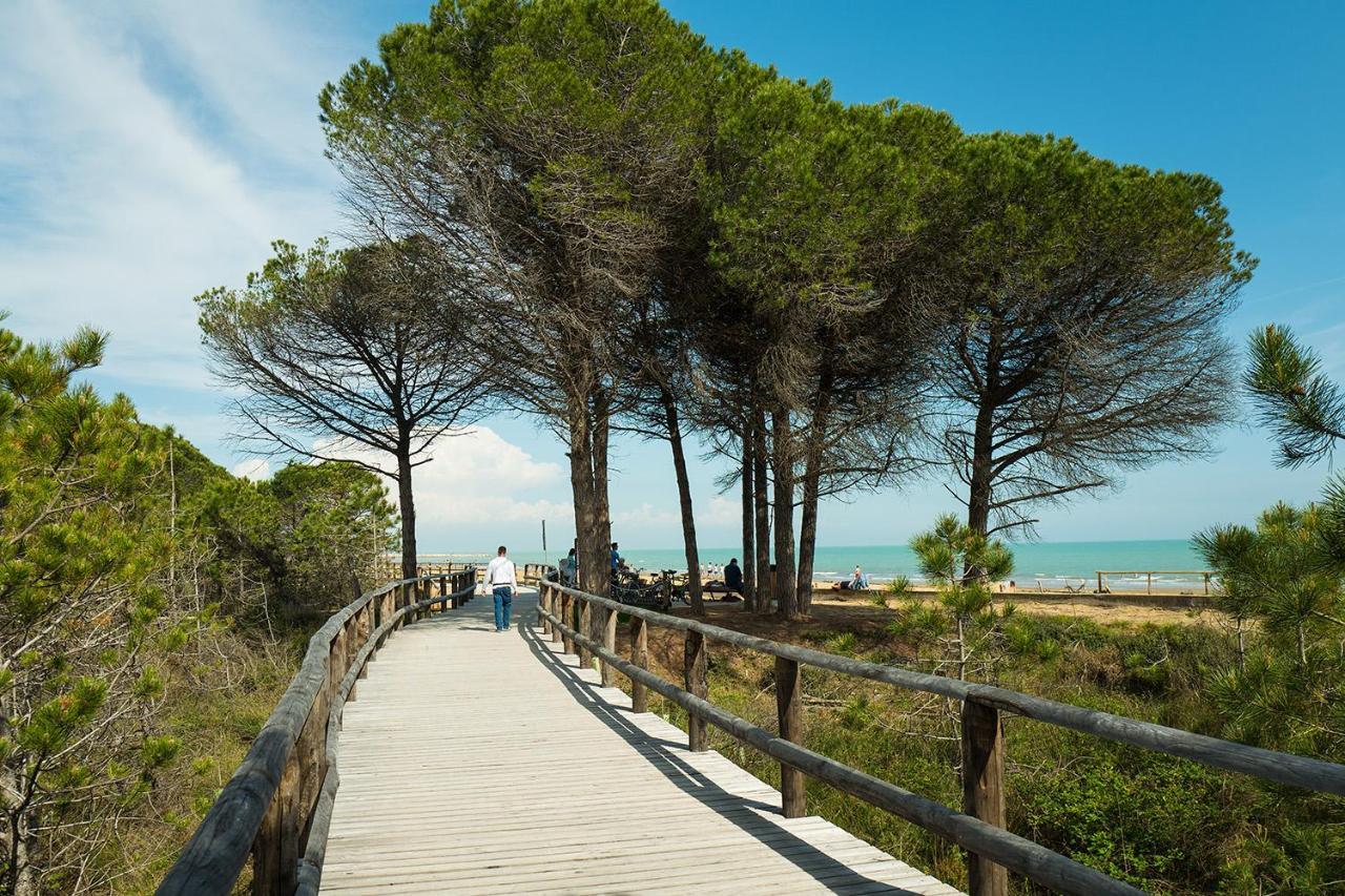 Sole B Apartment Bibione Bagian luar foto